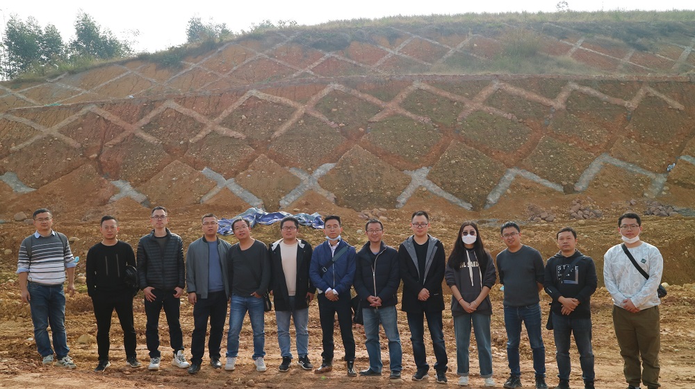 ֳĦ Ŷۺ ϸJ9ֲ֯ι۳ɶ˫챣Ŀ